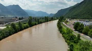 Der Fluss Etsch in Südtirol: Hier werden später die Leichen des vermissten Ehepaares gefunden. Der Fluss Etsch in Südtirol: Hier werden später die Leichen des vermissten Ehepaares gefunden.