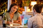 DS Florence Cassell (Jos&eacute;phine Jobert) und DI Neville Parker (Ralf Little) lernen sich bei einem gemeinsamen Abendessen n&auml;her kennen. Doch der Fall l&auml;sst die Ermittlerin nicht los.