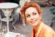 Frances (Diane Lane)