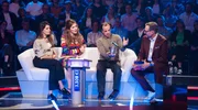 Linda Zervakis, Katrin Bauerfeind, Stapelkünstler Volker Paul und Eckart von Hirschhausen (v.l.n.r.) im Studio.