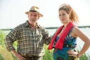Harald Brandl (Oliver Karbus), Nina (Fanny Krausz). Harald Brandl (Oliver Karbus), Nina (Fanny Krausz).