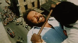 Kommissar "Plattfu&szlig;" Rizzo (Bud Spencer) steckt ziemlich in der Klemme ...