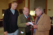 (v.li.): Albert Fortell (Felix Hofstätter), Hans Kraemmer (Josef Schimek), Günter Mack (Emil Czikowski).