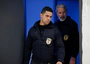 Nick Torres (Wilmer Valderrama, l.); Alden Parker (Gary Cole, r.)