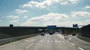 Despite time pressure, traffic jams, diversions and traffic controls, the "asphalt cowboys" would never change jobs.