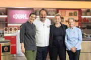 Von links: Profiköche Viktoria Fuchs, Johann Lafer, Moderatorin Zora Klipp und Profiköchin Cornelia Poletto.