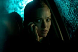 Jill (Amanda Seyfried)