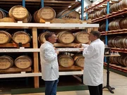 Tareq Taylor, l. und Henrik