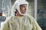 Dr. Atticus Lincoln (Chris Carmack)