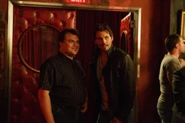 James Marsden als Oliver Lawless und Jack Black als Dan Landsman
