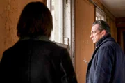 Cathrin (Désirée Nosbusch, li.) beginnt Matt (Thomas Sarbacher) zu misstrauen.