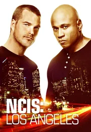 (9. Staffel) - Ermitteln Undercover im sonnigen Kalifornien, um die nationale Sicherheit zu wahren: Special Agent G. Callen (Chris O'Donnell, l.) und Special Agent Sam Hanna (LL Cool J, r.) ...