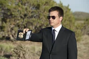 Agent Lorenzo Zoil (Jason Bateman)