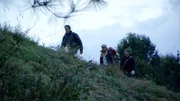 Mexiko: James Fox, Ben McGee und Erin Ryder gehen während ihrer Untersuchung einen Hügel hinauf. Mexiko: James Fox, Ben McGee und Erin Ryder gehen während ihrer Untersuchung einen Hügel hinauf.