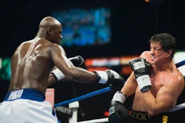 Rocky (Sylvester Stallone) stellt sich der Herausforderung und tritt zum letzten gro&szlig;en Kampf in seiner Karriere gegen den amtierenden Schwergewichtschamp Mason "The Line" Dixon (Antonio Tarver) an. Er hat hart trainiert - aber reicht das f&uuml;r den Sieg?
