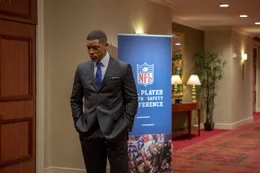 Will Smith (Dr. Bennet Omalu).