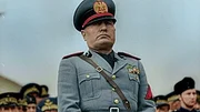 Mussolini, der F&uuml;hrer der faschistischen Partei Italiens und Hitlers Verb&uuml;ndeter, hatte Schwierigkeiten, den deutsch-sowjetischen Pakt als gerechtfertigt anzuerkennen.