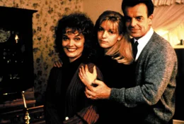 Grace Zabriskie (Links), Sheryl Lee (Mittel), Ray Wise (Recht)