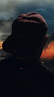 Nikolaj war jahrelang Kontrolloffizier in Putins Streitmacht und loyaler Soldat. Im Ukrainekrieg hilft er dabei, eine streng geheime russische Operation aufzudecken. Die Doku liefert Informationen aus dem innersten Kreis der russischen Armee.