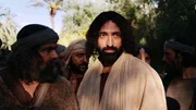 (v. l.) Petrus (El Mahmoudi M‘Barek), Jesus (Selva Rasalingam) (v. l.) Petrus (El Mahmoudi M‘Barek), Jesus (Selva Rasalingam)