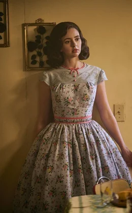 Dixie Locke (Natasha Bassett)