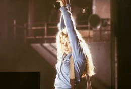Als sich die Fotografin Vicki Vale (Kim Basinger) in den Million&auml;r Bruce Wayne verliebt, ahnt sie nicht, da&szlig; dieser ein Doppelleben f&uuml;hrt.