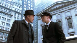 Frank Abagnale (Christopher Walken) mit seinem Sohne Frank Jr. (Leonardo DiCaprio)