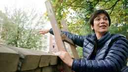 Bente Kahan - Die norwegische Schauspielerin setzt sich f&uuml;r den Wiederaufbau der zerst&ouml;rten Synagogen von Wroclaw ein.
