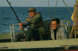 L-R: Quint (Robert Shaw) und Brody (Roy Scheider)