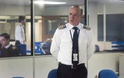 Admiral Shaw (Stephen Dillane), verantwortlich für Großbritanniens nukleare Abwehr zur See, ist in Sorge um die Sicherheit der "Vigil".