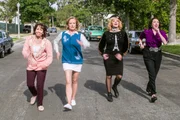 Beverly Goldberg (Wendi McLendon-Covey, 2.v.r.).