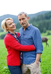 S&Uuml;DWESTRUNDFUNK Tiere bis unters Dach, III. Staffel mit 13 neuen Folgen, Buch: Sebastian Andrae, Regie: Andreas Morell, Berno K&uuml;rten, Frauke Thielecke Annette (Floriane Daniel) und Philip Hansen (Heikko Deutschmann)