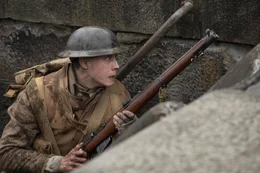 Lance Corporal Schofield (George MacKay)