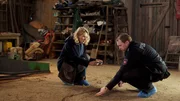 Charlotte Lindholm ermittelt gemeinsam mit Dorfpolizist Olaf Gehrke auf einem Apfelhof: Maria Furtwängler als Charlotte Lindholm, Ole Fischer als Olaf Gehrke