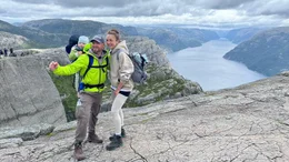 Bergsteigen mit Aussicht - in Norwegen locken beeindruckende Landschaften.