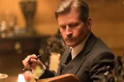 Uncle Julian (Crispin Glover)