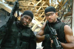 Martin Lawrence (Det. Marcus Burnett, l.), Will Smith (Det. Mike Lowrey, r.).