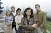 Keiner ahnte, unter welchem Druck Bärbel stand (v.li.: Karin Thaler, Joseph Hannesschläger, Jutta Schmuttermaier, Patrizia Schwöbel, Markus Böker). Keiner ahnte, unter welchem Druck Bärbel stand (v.li.: Karin Thaler, Joseph Hannesschläger, Jutta Schmuttermaier, Patrizia Schwöbel, Markus Böker).
