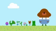 Duggee und die Quirlies bringen Garten in Form. Duggee und die Quirlies bringen Garten in Form.