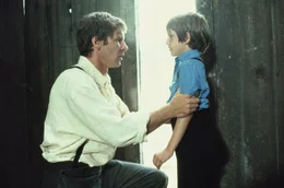 L - R: John Book (Harrison Ford), Sam (Lukas Haas)