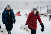 Am Schluss der Tour verabschieden Martina Schweizer und Armin Berchtold ihre Hunde.