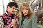 Lisa (Alexandra Neldel, r.) ist überrascht über Rokkos (Manuel Cortez, l.) Geständnis ...