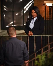 Mit Shay Mosley (Nia Long, r.) erhält das Team eine neue Assistant Director. Kaum da nimmt sie sofort Änderungen beim Personal vor ...
