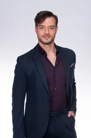 Marc Schöttner in der Rolle des Önologen Philip Durant.