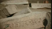 Arch&auml;ologinnen und Arch&auml;ologen finden Denkm&auml;ler, die Ramses II. gewidmet sind. Sie glauben, seine Hauptstadt "Pi-Ramesse" entdeckt zu haben.