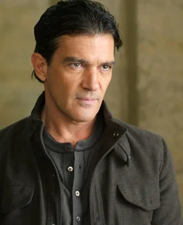 Um einen neuen Coup zu starten braucht Kunstdieb Keith Ripley einem Komplizen. Er glaubt in Gabriel Martin (Antonio Banderas) genau den richtigen gefunden zu haben. Doch Martin ist zun&auml;chst nicht sonderlich an dem verlockenden Angebot interessiert ...