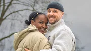 Alison bevorzugt Männer afrikanischer Herkunft, um kulturelle Differenzen zu vermeiden. Doch mit Dominik, ihrem deutschen Partner ohne religiösen Hintergrund, wagt sie neue Wege.