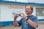 Zusammen mit seinem Kumpel Clive begibt sich Graeme Willy (Simon Pegg) auf eine Reise durch die USA. Das Ziel der beiden Science-Fiction-Fans ist die Area 51 ...