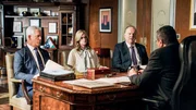 (v.li.): Gregory Jbara (Garrett Moore), Abigail Hawk (Abigail Baker), Robert Clohessy (Lt. Gormley). (v.li.): Gregory Jbara (Garrett Moore), Abigail Hawk (Abigail Baker), Robert Clohessy (Lt. Gormley).