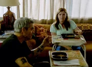 Henry Rollins (left), Kono (Grace Park, right).